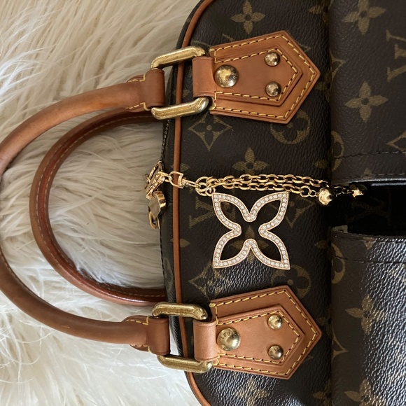 Louis Vuitton Manhattan PM - Picture 12 of 16